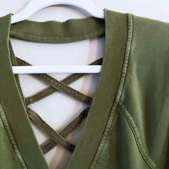 Anthropologie Daily Practice Olive Cutout Tunic Sweatshirt Sz Small - Picture 4 of 6